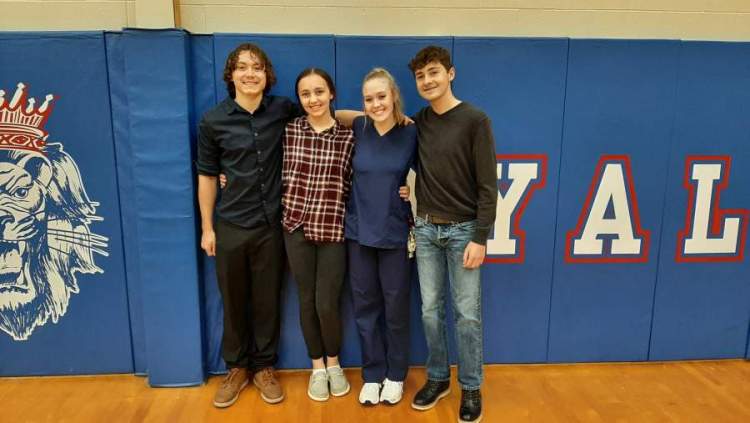 Large image of photo: Juniors